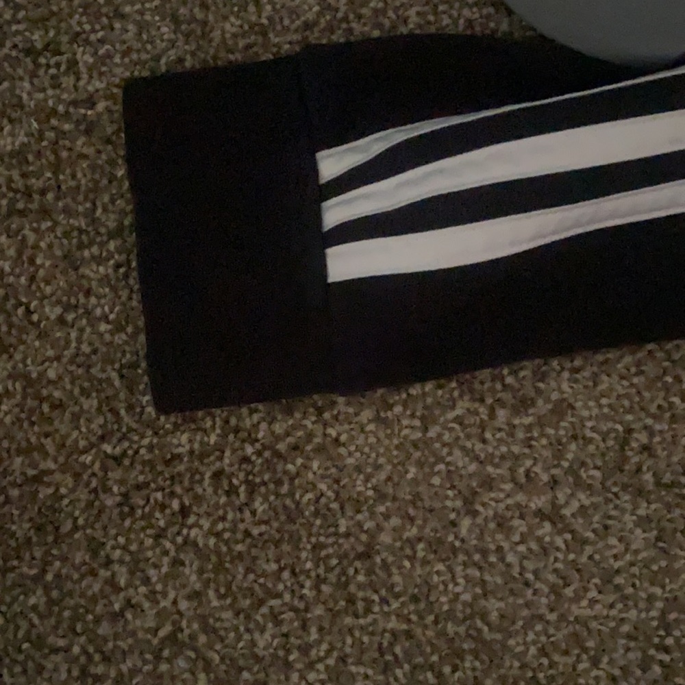 Addis’s zip up - Picture 4 of 5